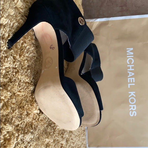 MICHEAL Micheal kors black seude sandals - Picture 5 of 7
